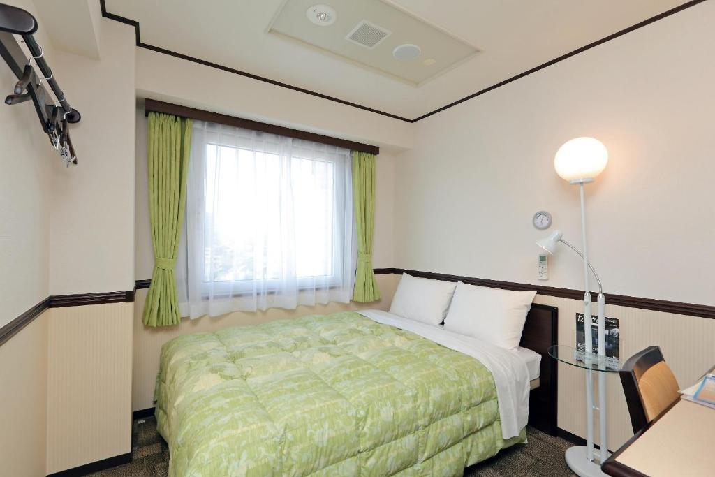 Toyoko Inn Hirosaki Ekimae Habitación foto