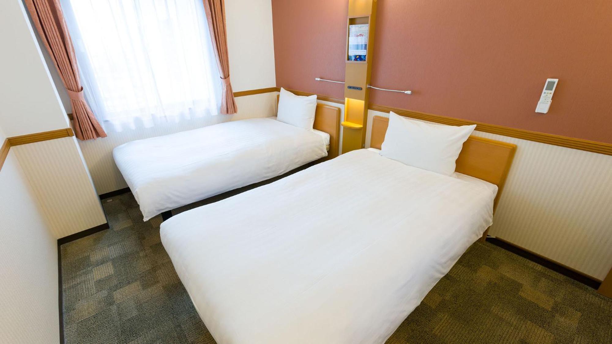 Toyoko Inn Hirosaki Ekimae Habitación foto