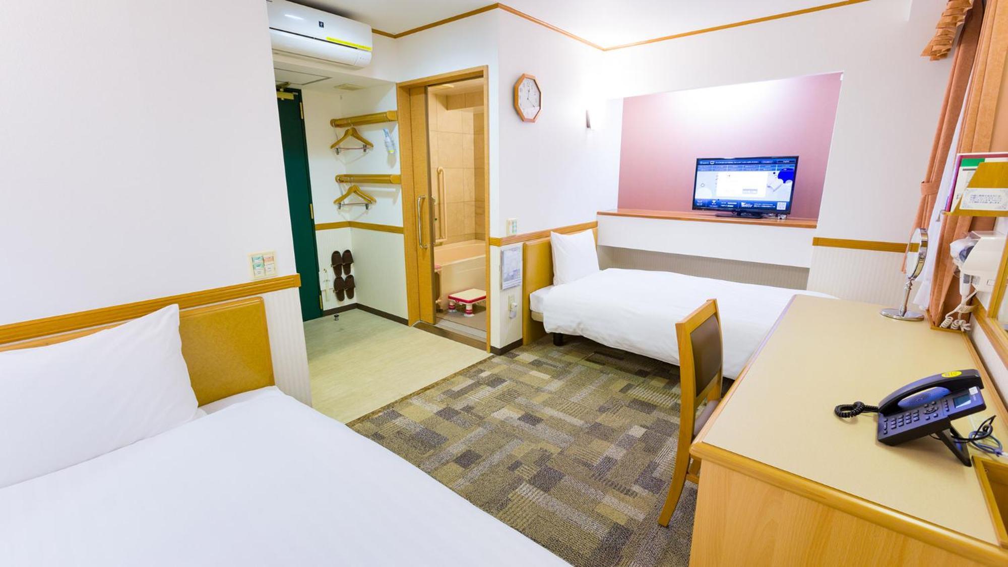 Toyoko Inn Hirosaki Ekimae Habitación foto