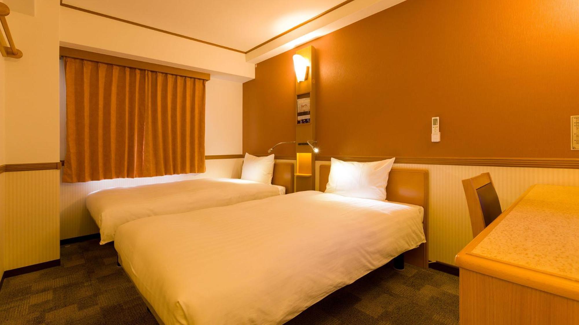 Toyoko Inn Hirosaki Ekimae Habitación foto