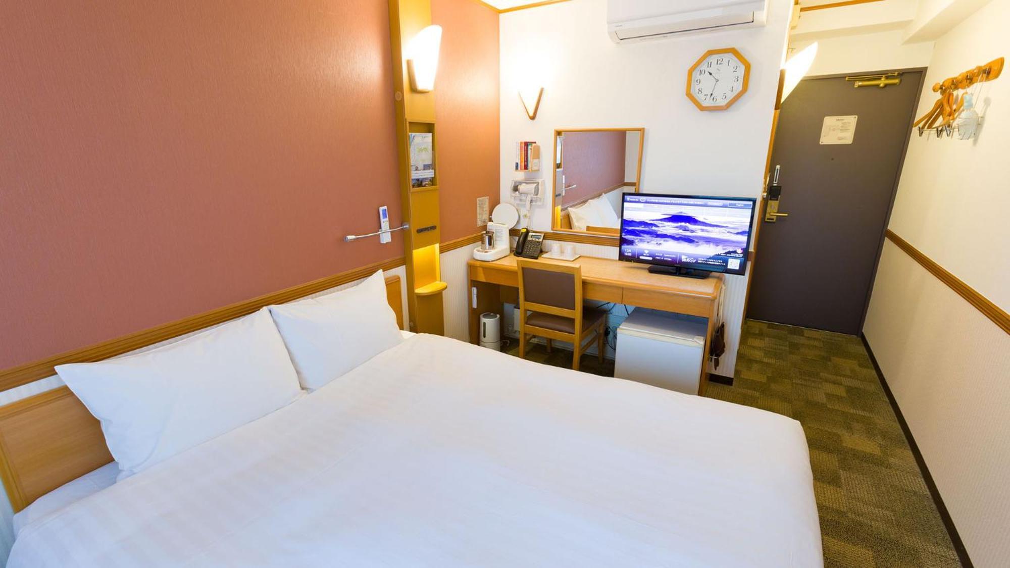 Toyoko Inn Hirosaki Ekimae Habitación foto
